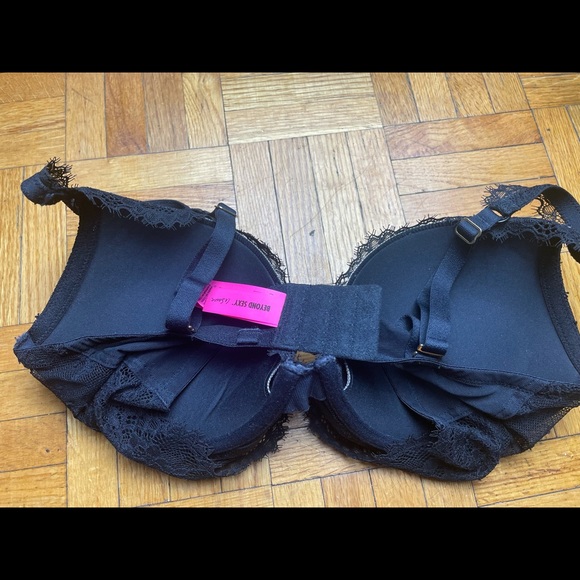 COPY - La Senza beyond sexy black/ nude lace push up bra - Picture 4 of 6